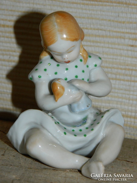 Rare painted porcelain baby girl in quarries