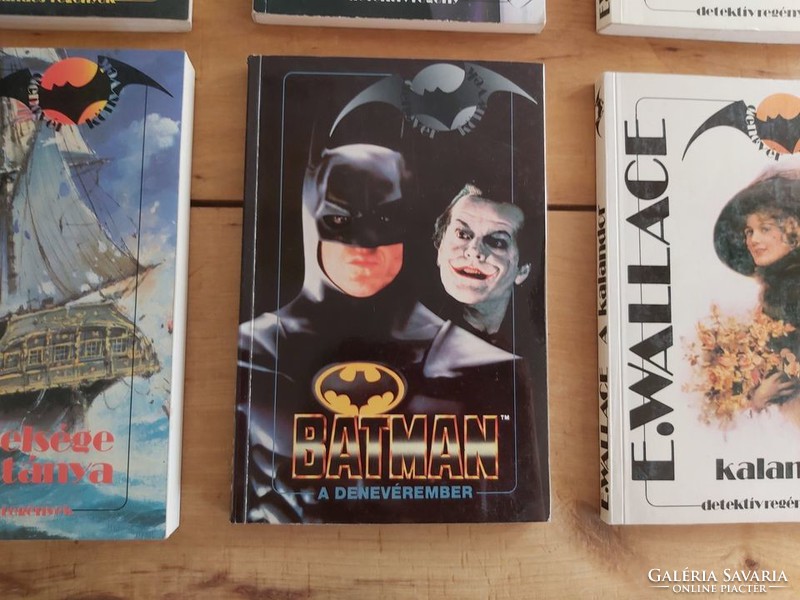Denevér Könyvek 14 db kötete Batman E. Wallace