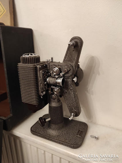 Antik film vetítő gép mozi projektor eredeti dobozában 843 5265