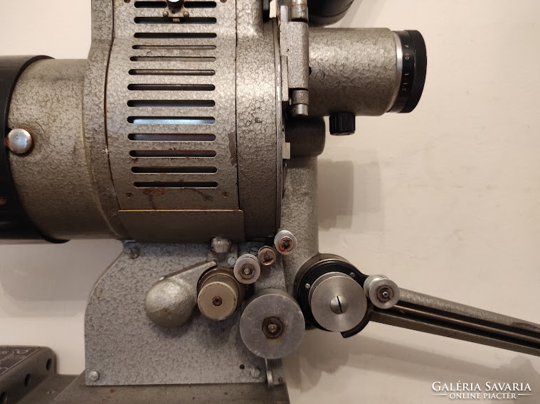 Antique film projection machine cinema projector with special two-part rocking structure 941 5298