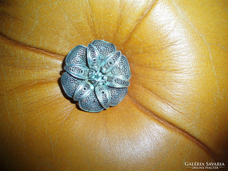 Antique filigree silver small brooch