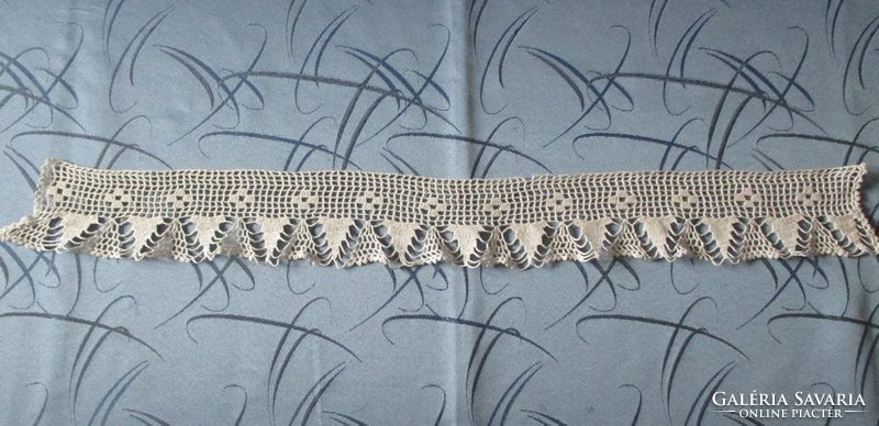 49 cm crochet shelf strip
