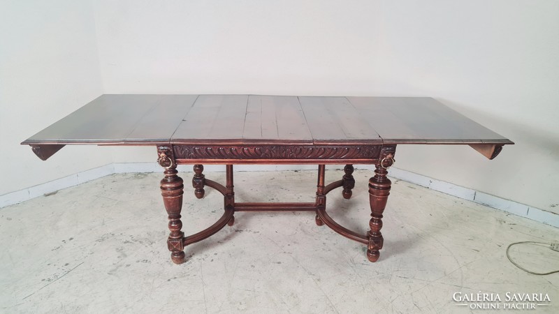 A517 antique, renaissance style expandable dining table