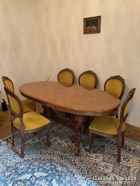 Antik stílusú étkező garnitúra: asztal + 6 székkel/ Antique style dining set