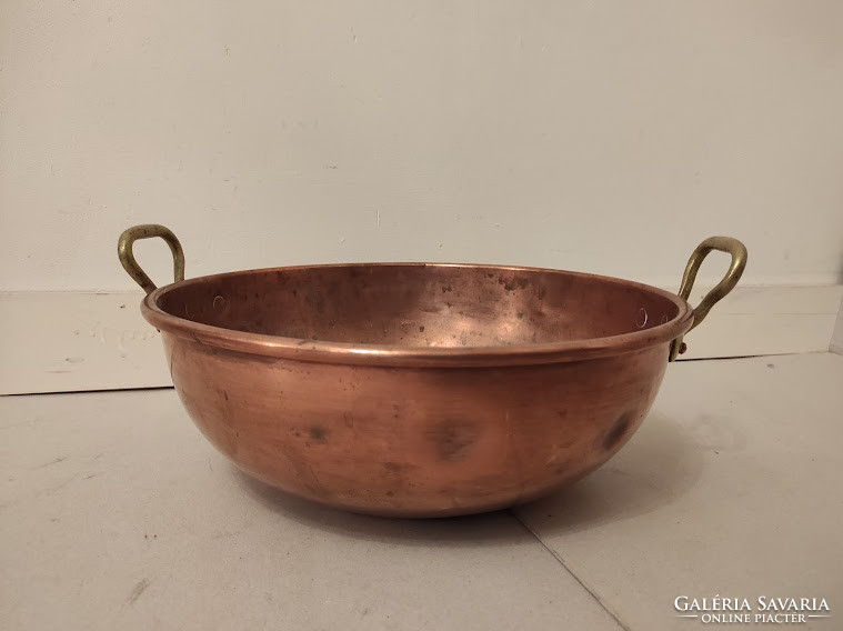 Antique patinated large copper foam foam cauldron with brass tabs kitchen utensil 524 5323