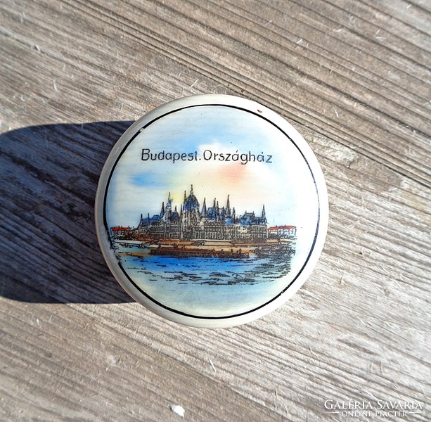 Old souvenir porcelain box with image of Budapest country house