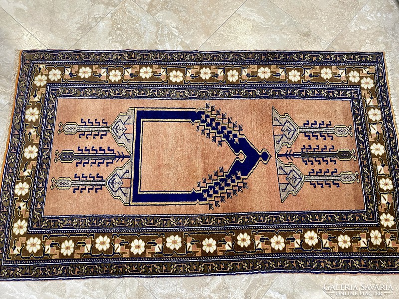 Turkish hand-knotted rug 190x120cm