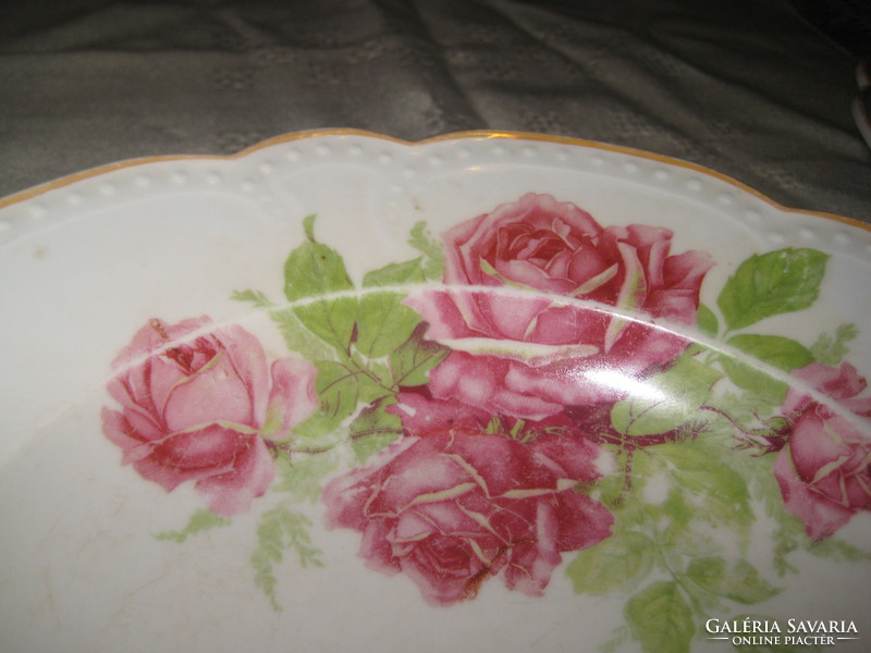 Zsolnay gyöngyös rózsás  , mély tányér  , pajzsos , pici kopással