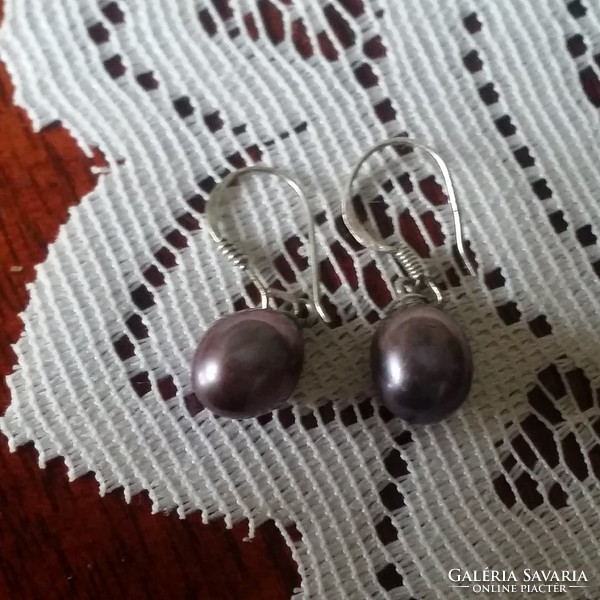 Pearl earrings with 925 silver fittings