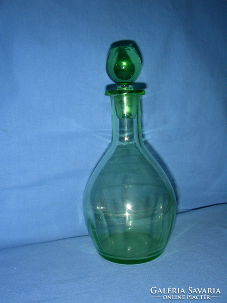 Uránzöld pálinkás/likőrös palack