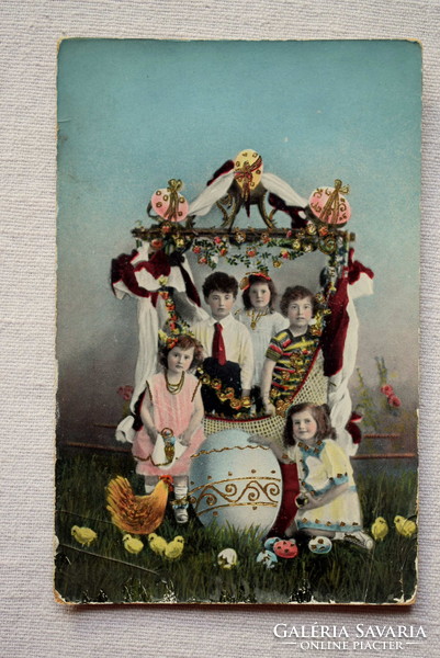 Antik  Húsvéti üdvözlő fotó képeslap kisfiú ünneplő gyermekek csibe tojás