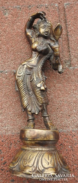 Antik bronz keleti Istennő szobor