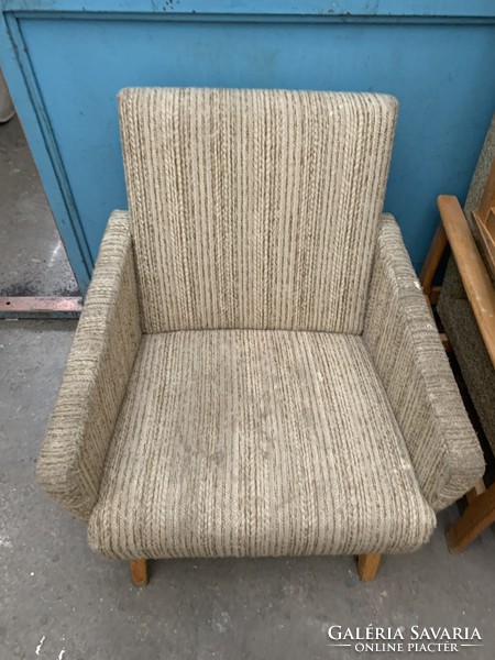 Retro armchair! To be renovated