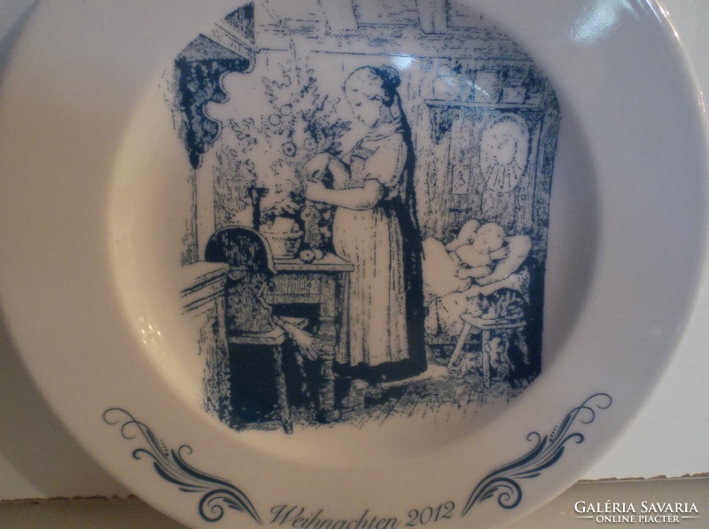 Plate - inker - year 2012 - Christmas - 17 cm - porcelain - flawless
