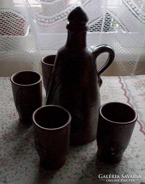 I am selling a set of ceramic drinks