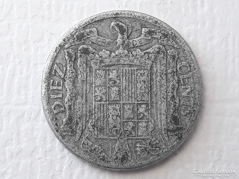 10 Céniimos 1940 coin - Spanish 10 centimos 1940 foreign coin