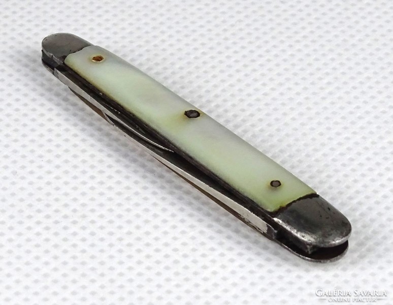 1I411 antique small mother-of-pearl handle kid's knife