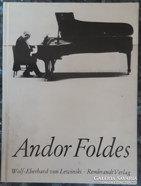 Andor foldes / earthy andor /