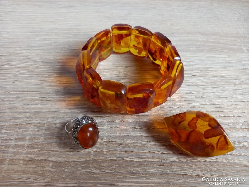 Old amber bracelet, brooch and ring set