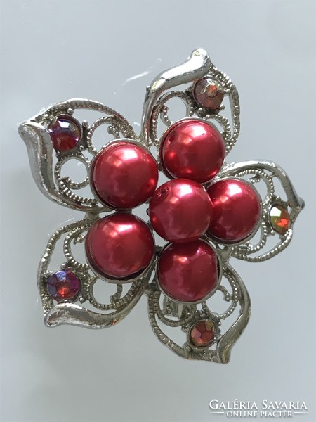 Flower-shaped brooch with red beads, iridescent crystals, 6 cm in diameter