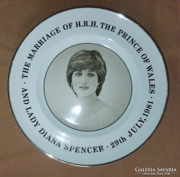 1981 Diana hercegnő és Károly herceg házasságkötési emlék tányér pár Enoch Wedgwood Tunstall