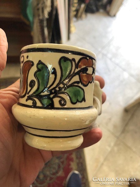 Corundum ceramic cup, 6 cm in size, excellent for collectors.
