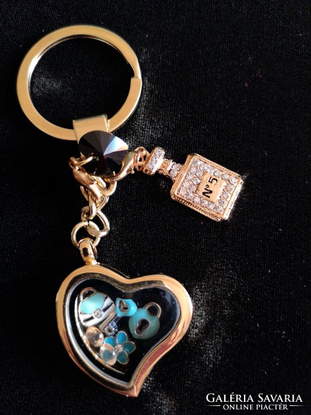 Gold keychain with charms pendants