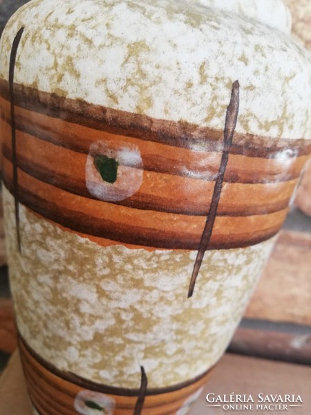 Retro ceramic vase 19 cm