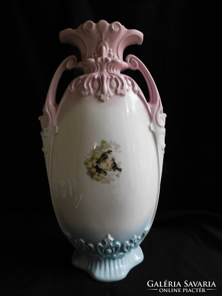 Antik Victoria Austria monarchia korabeli váza madaras dekorral