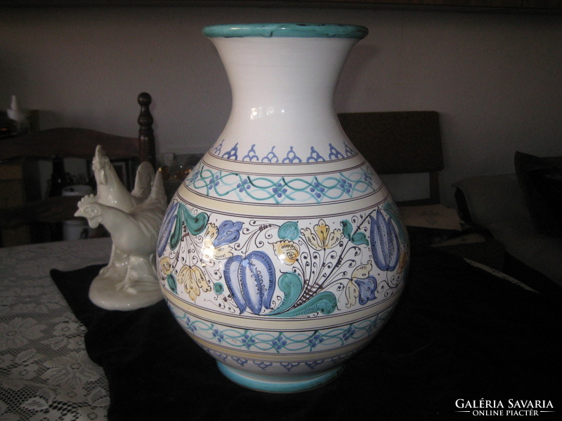 Poszt habán  , nagyméretű  38 cm , Bassano  , váza