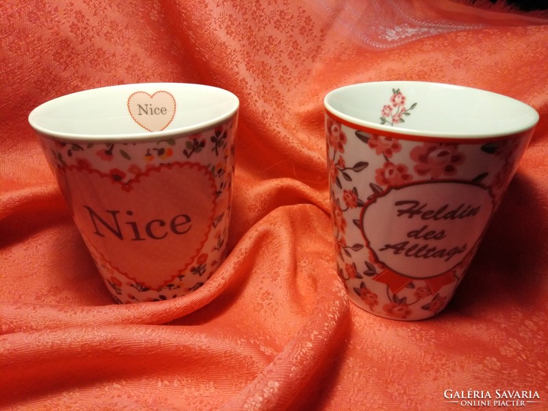 2 pcs. Porcelain cup with floral pattern
