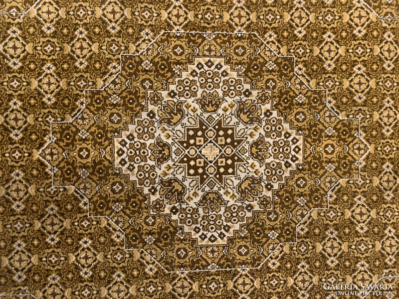 Mustár sárga , drapp üzbég szőnyeg
