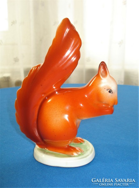 Retro, hollóházi mókuska (1967)