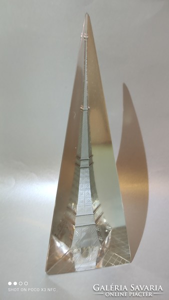 Desna Rossi Crystal Bohemia kristály Eiffel torony optikai térhatású dísz levélnehezék nagy méret
