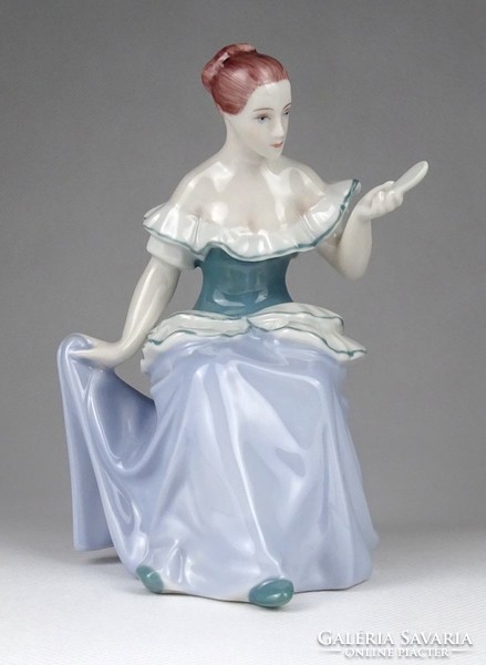 1I634 Jelzett Royal Dux porcelán fésülködő nő figura 15.5 cm