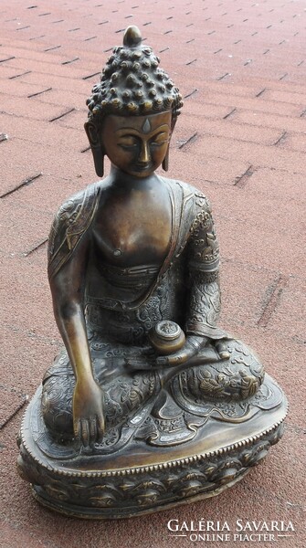 Shakyamuni Buddha - antik nagyméretű bronz Buddha szobor