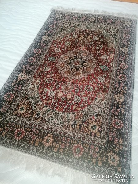 Qum selyem szőnyeg (148x93 cm)
