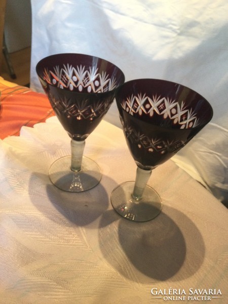 Engraved pair of polished glasses