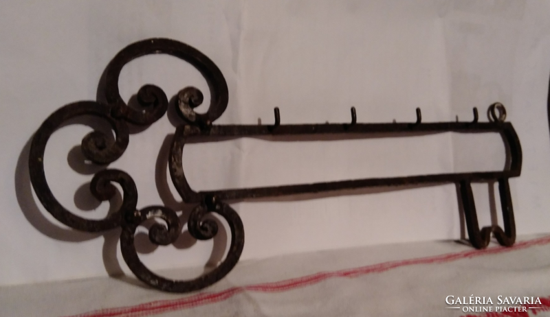 Antique wrought iron keychain 35 cm long 14 cm high