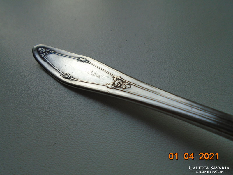 1915 Holmes & Edwards XIV Silver Plate Teaspoon with Roseland Pattern on Palm Back