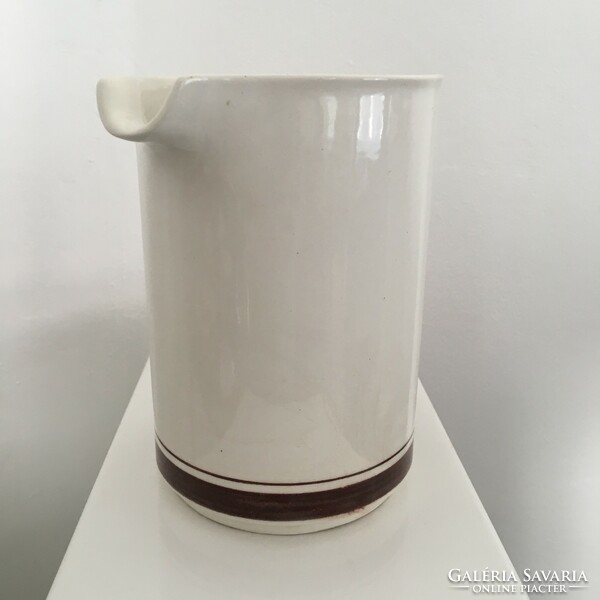 Granite jug with six mugs