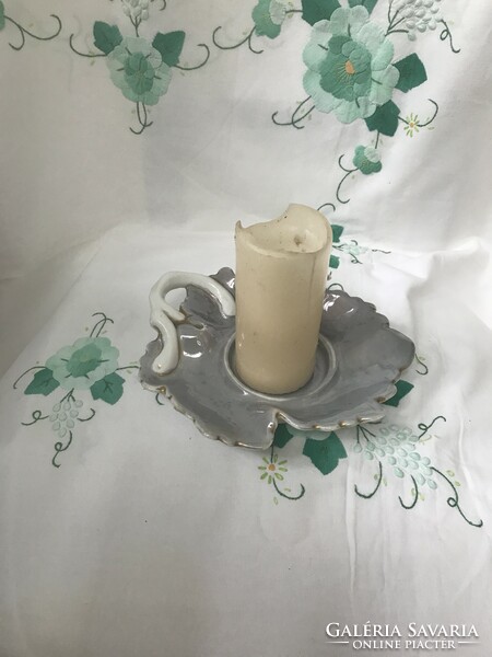 Leaf-shaped porcelain, chandelier glazed openwork bowl.
