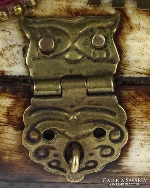 1I856 old oriental small bone jewelry box box with elephant decoration