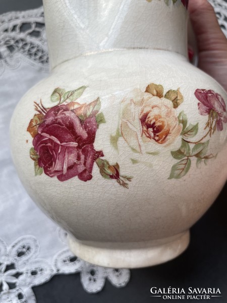 Rózsás antik porcelán kancsó