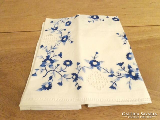 Tablecloth with wheat blue embroidery factory new