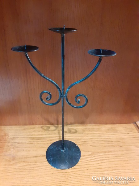 Wrought iron candle holder with 3 branches