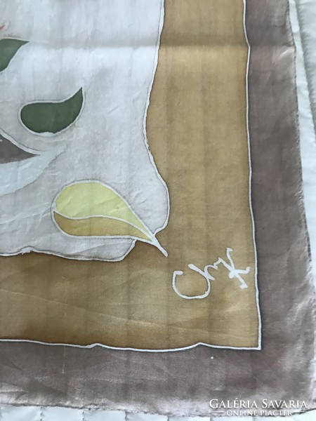 Hand-painted silk scarf in delicate pastel colors, 87 x 85 cm
