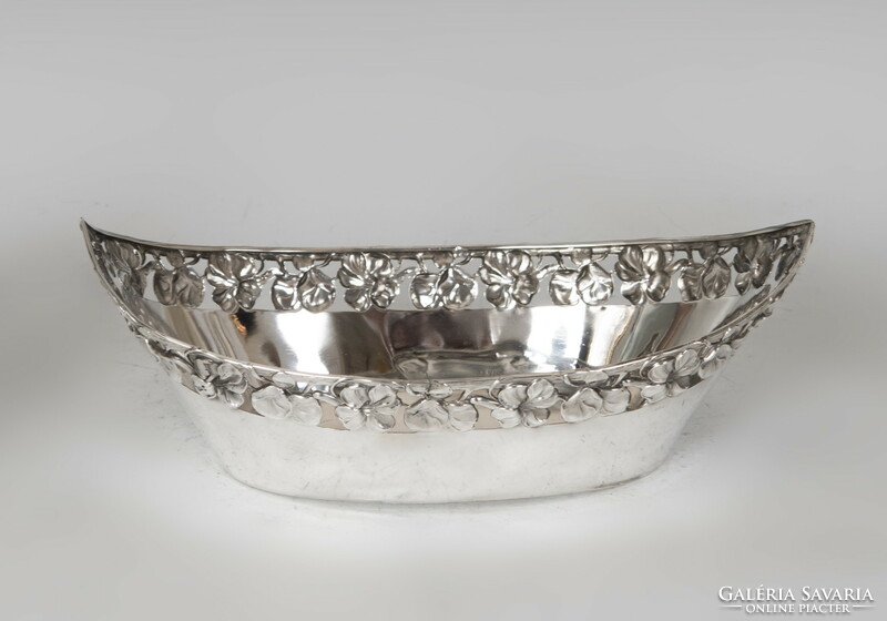 Silver Art Nouveau boat with openwork pattern