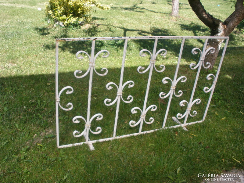 Garden wrought iron screen, mobile gate