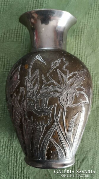 Art Nouveau fém váza